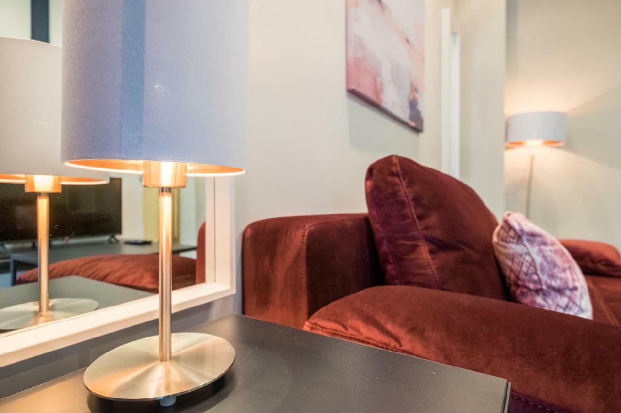 Cozy 3-Bedroom With Stylish Comfort And Chic Decor 소피아 외부 사진